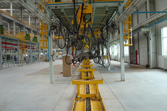 壓鉚機(jī)的安全操作注意事項(xiàng)有哪些？